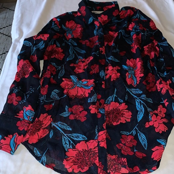 Gently Loved Crimped Chiffon Red Poppy Pattern Long Sleeve Blouse by Zara - Picture 1 of 6